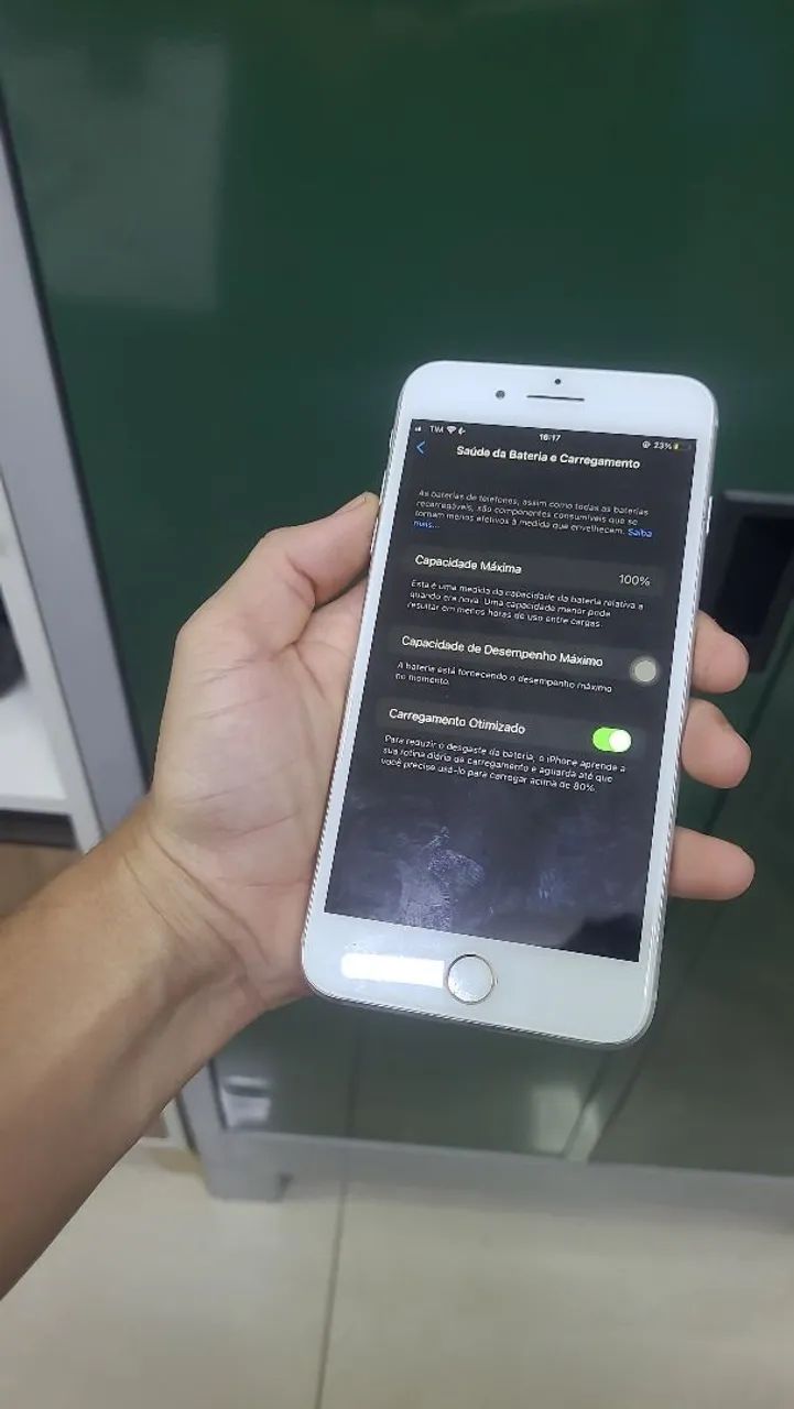 ? iPhone 8 Plus 64 GB
