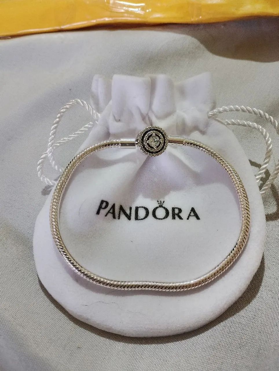Linda Pulseira/Berloqueira em Prata 925 fecho cravejado de Zirconias  - Foto 4