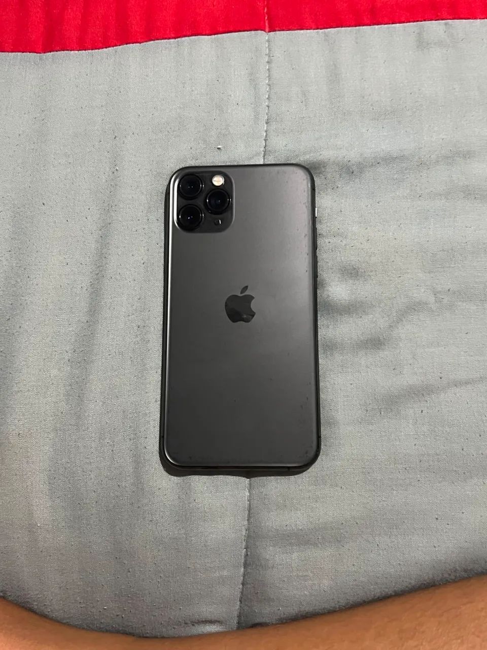 Vende celular..