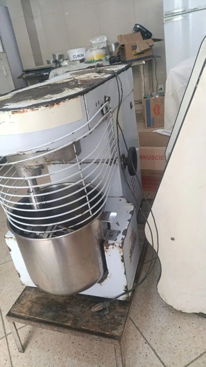 Vendo armários de cozinha completa com bancada  - Foto 2