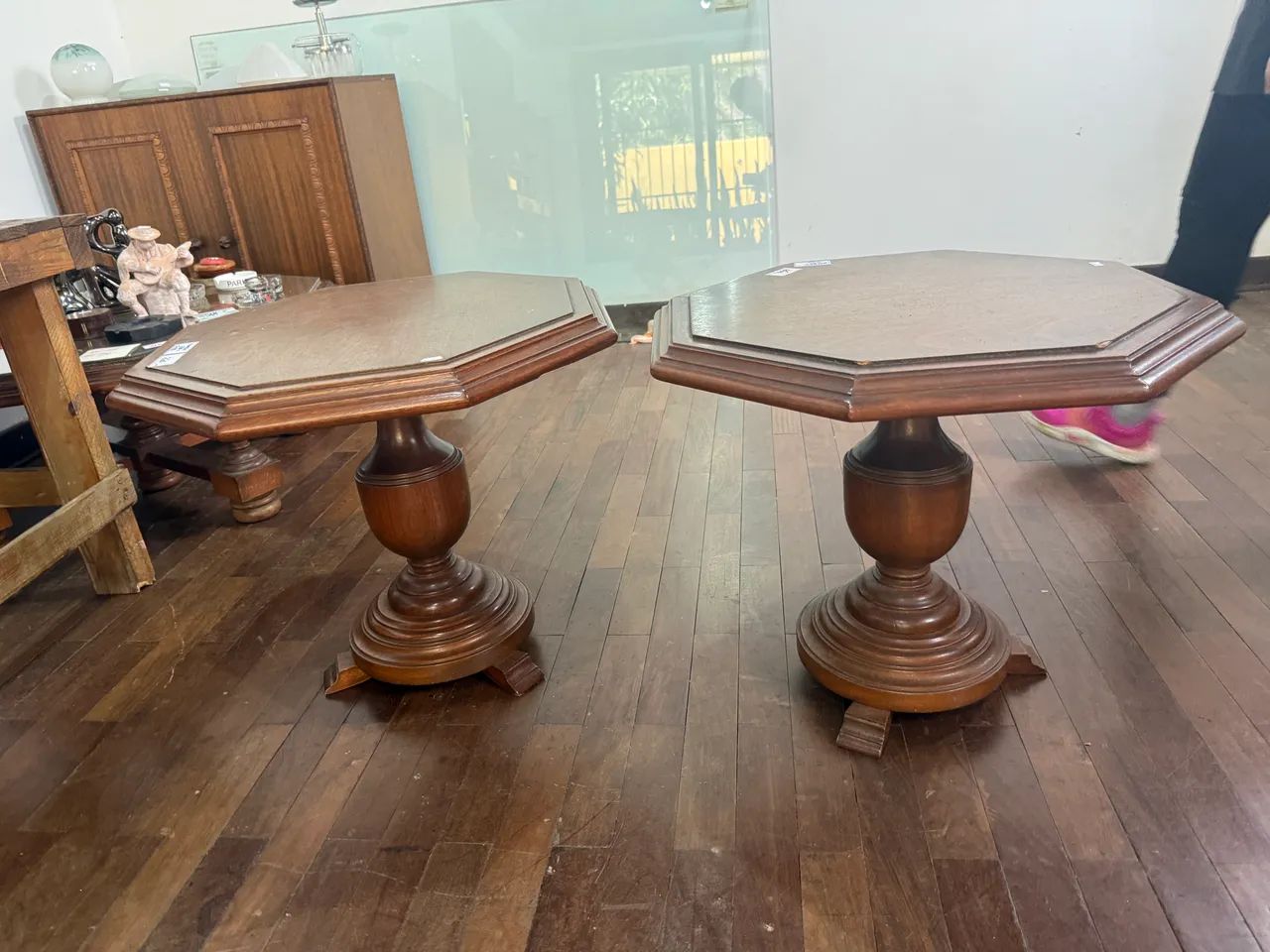 Mesa de centro sextavada em madeira  - Foto 3