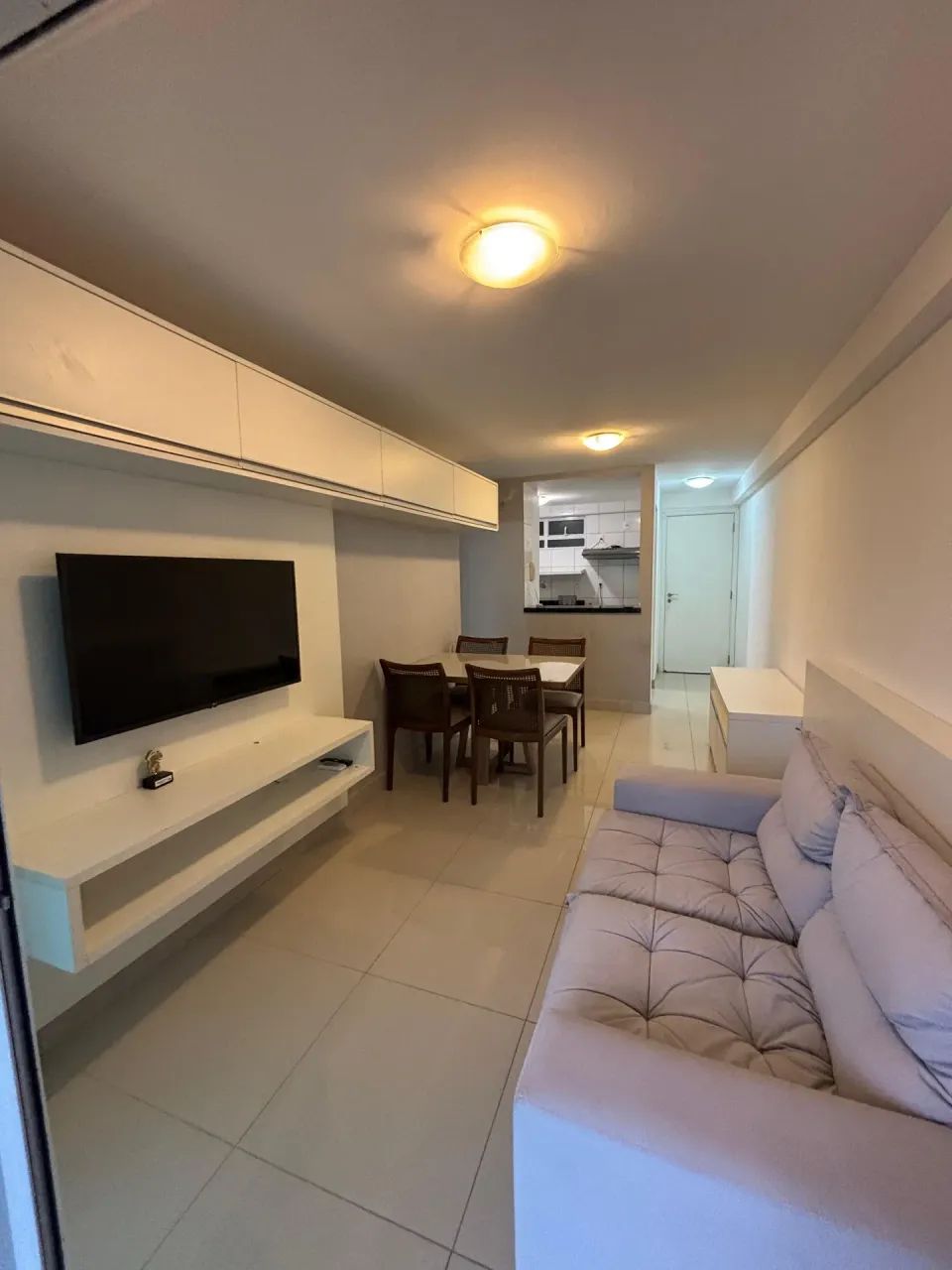 Alugo Apartamento mobiliado no Ed Unique