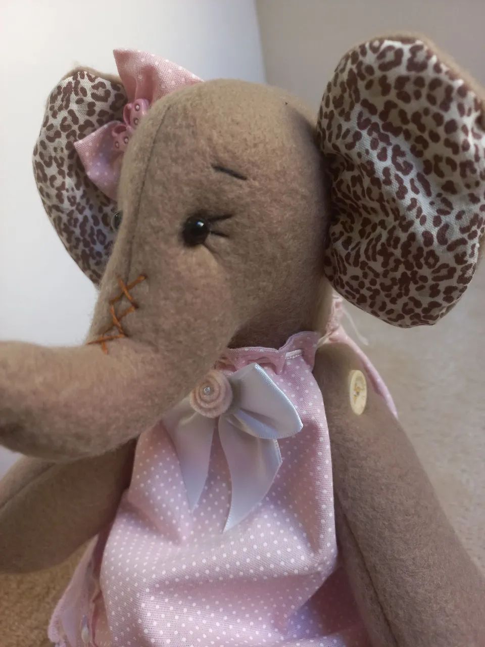 Elefantinha Carminha - Foto 5