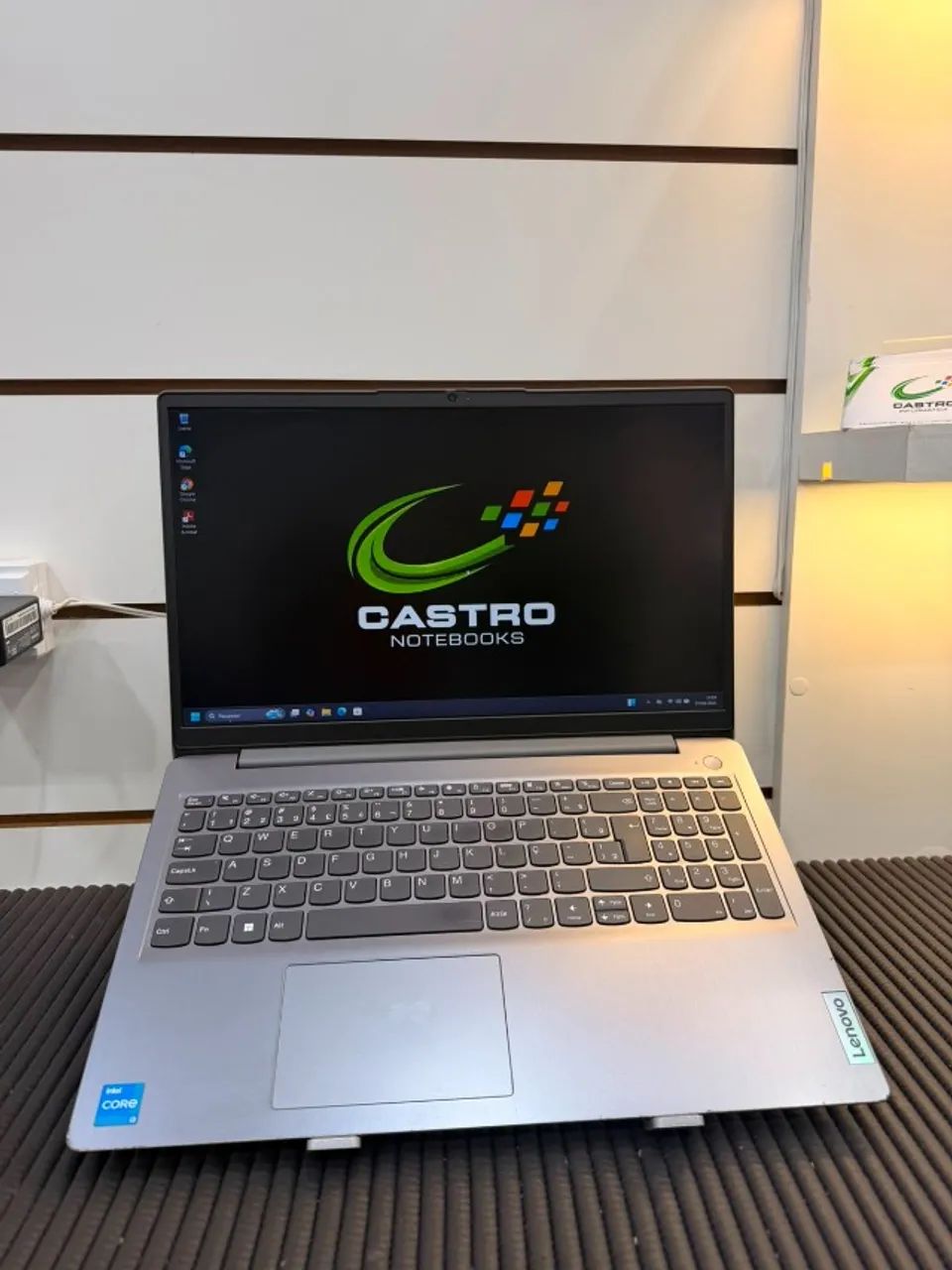 Notebook - 3i / Lenovo i3 11° Geração - 4 GB RAM / SSD 256 SSD 
