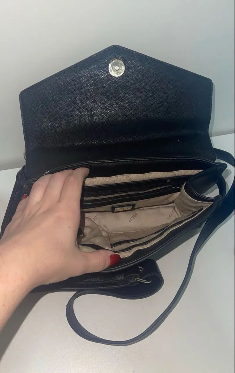 Bolsa Guess preta - Foto 3