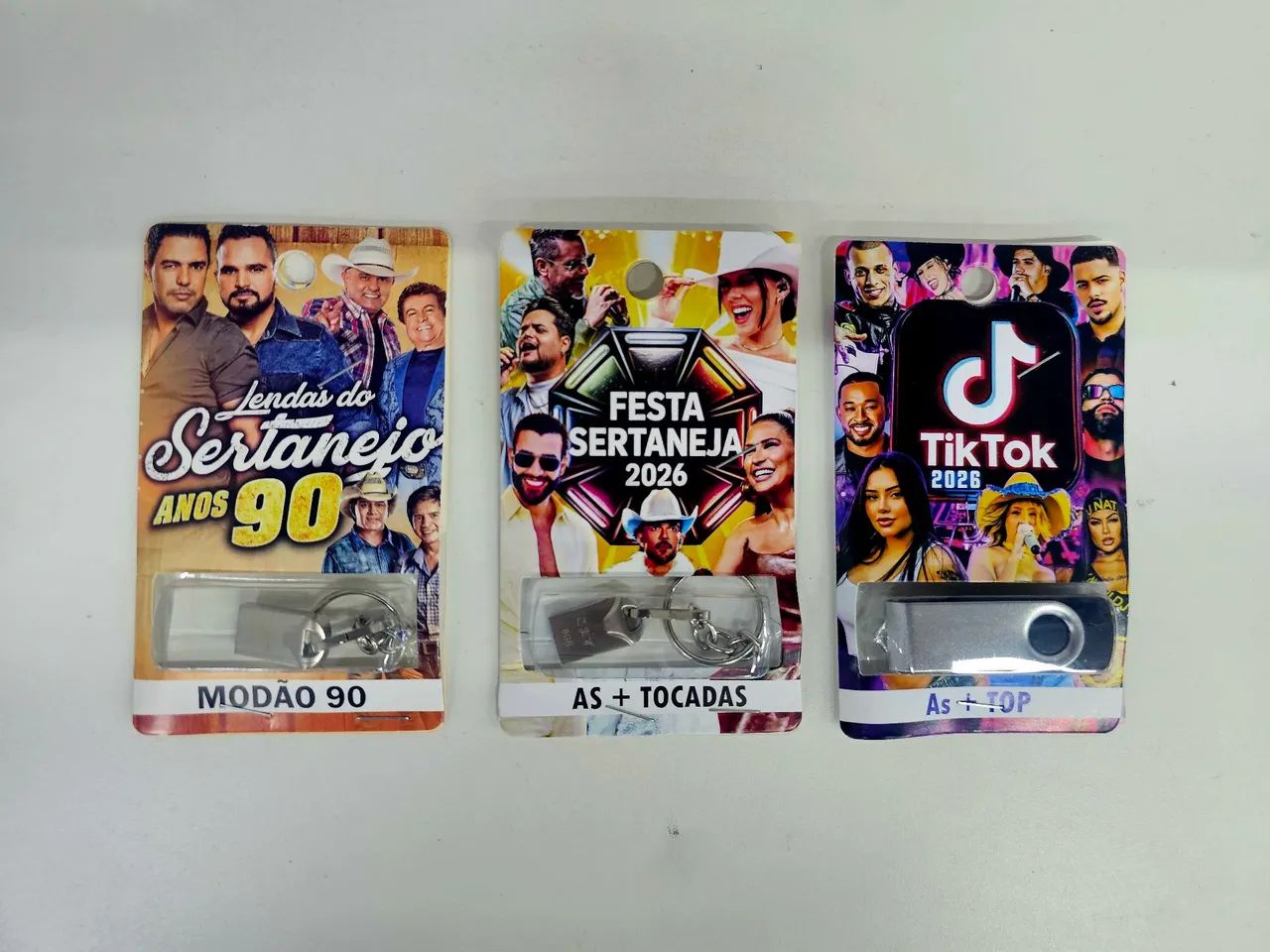 Pen Drive com 400 Músicas.(Vários estilos)