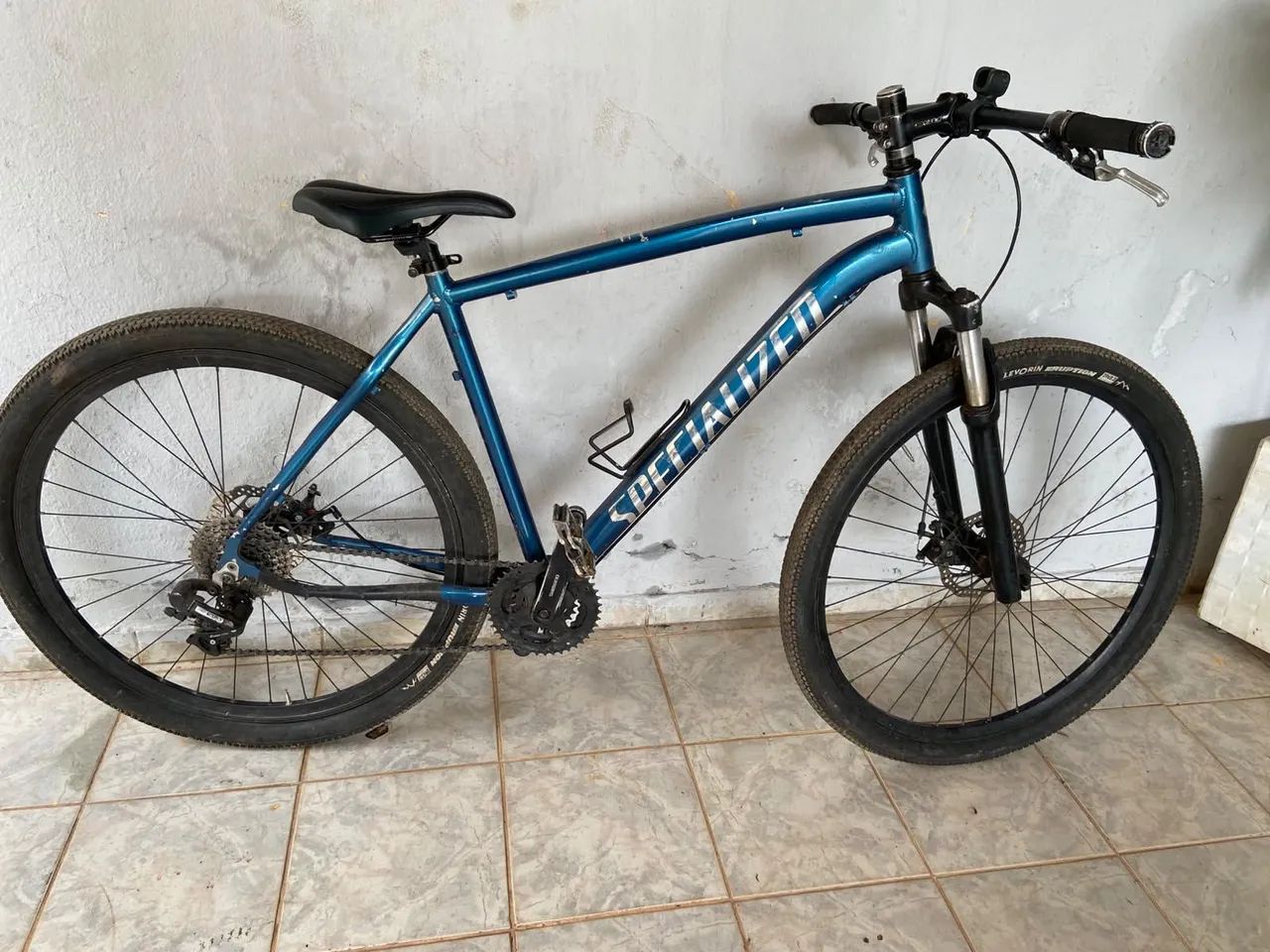 Vende-se bicicleta aro 29  - Foto 2