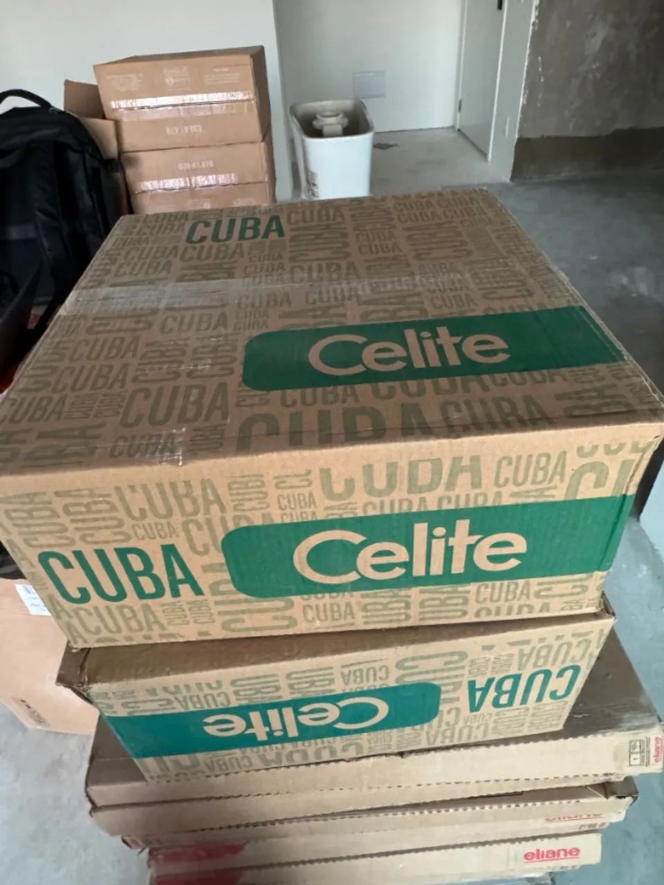 2 CUBAS CELITE - 42x42cm Com Mesa Basic Q8 Branco - Foto 3