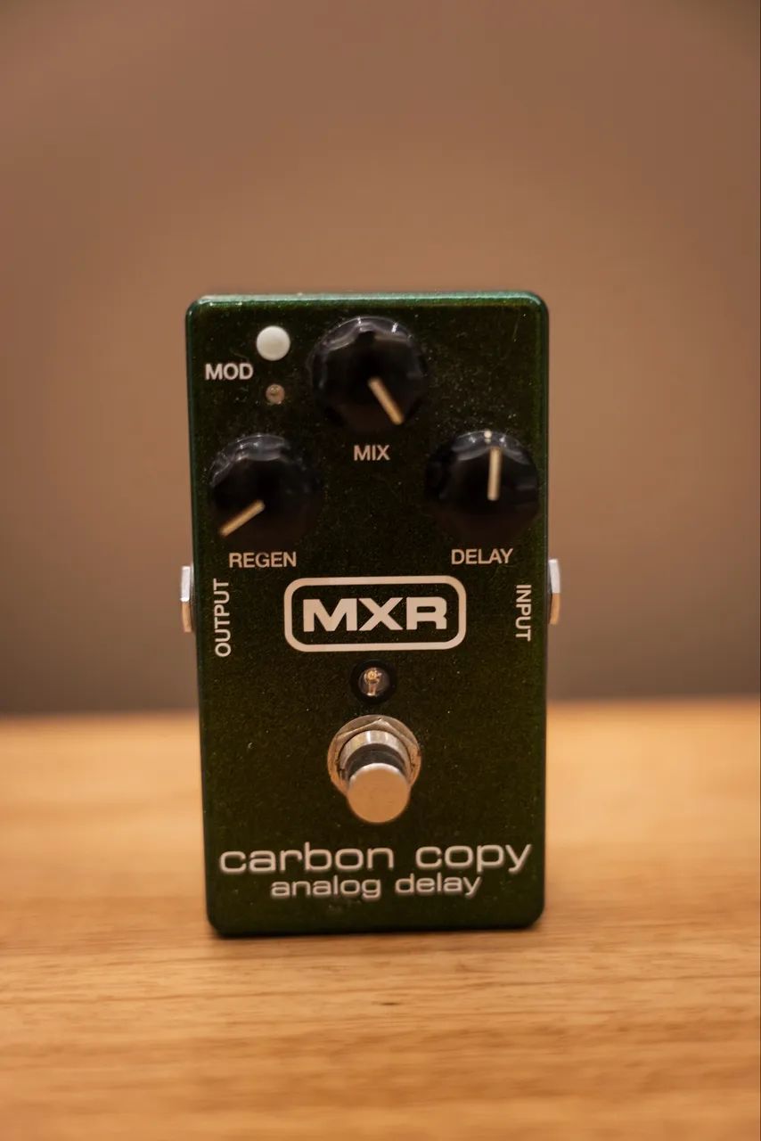 Pedal de Delay analógico MXR Carbon Copy - Foto 2