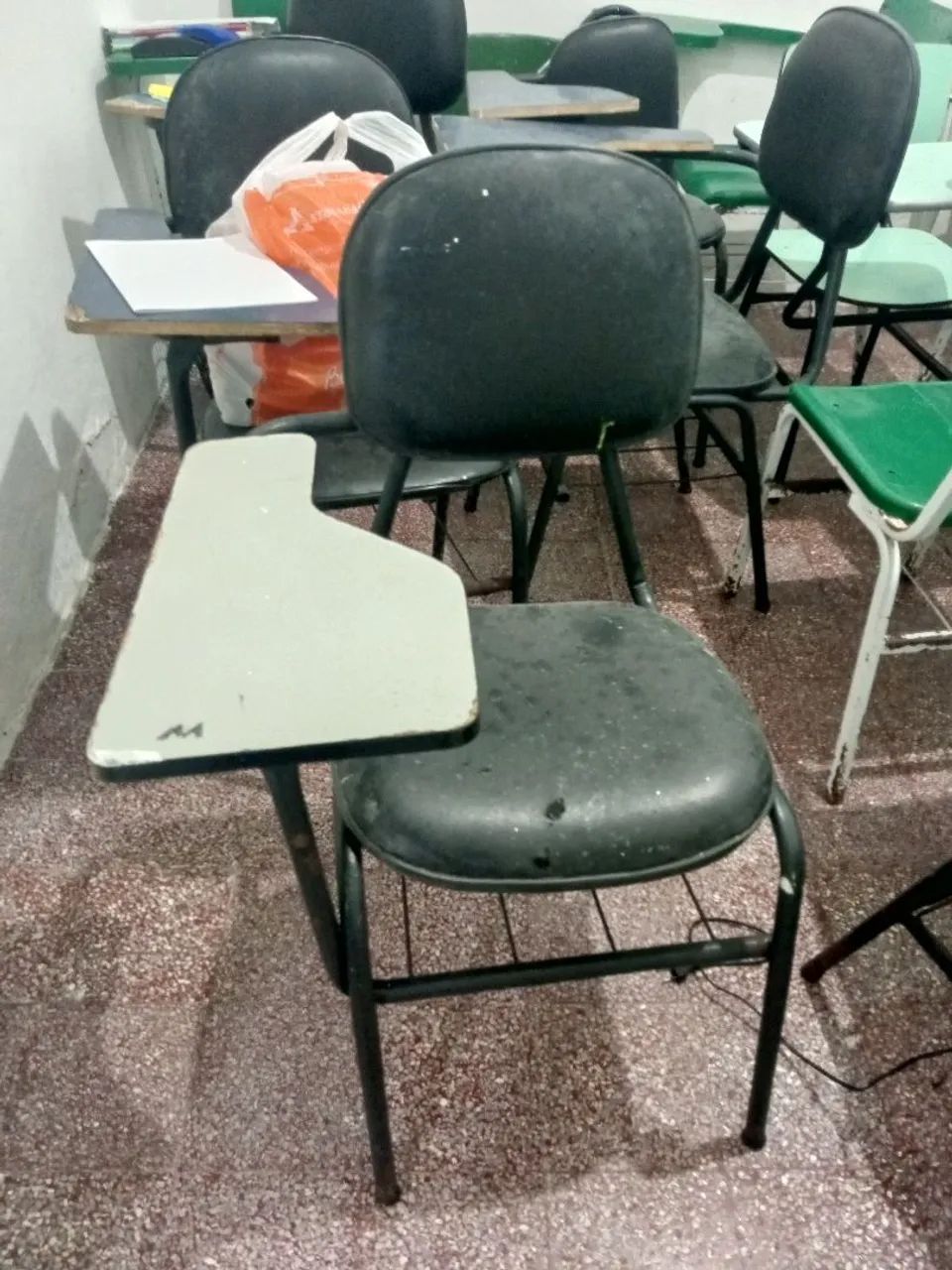 Cadeira e mesa escolar  - Foto 3