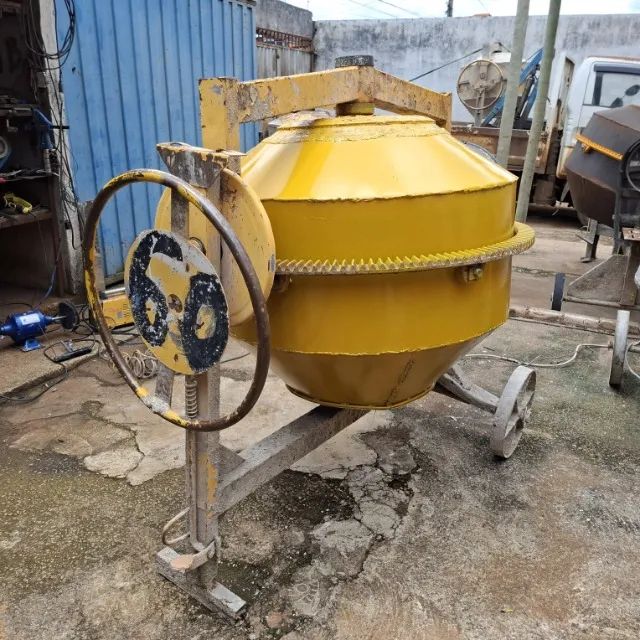 Betoneira menegotti 400 litros  - Foto 3