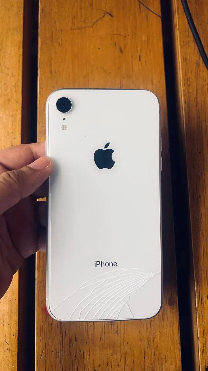 iPhone XR 64GB Branco 