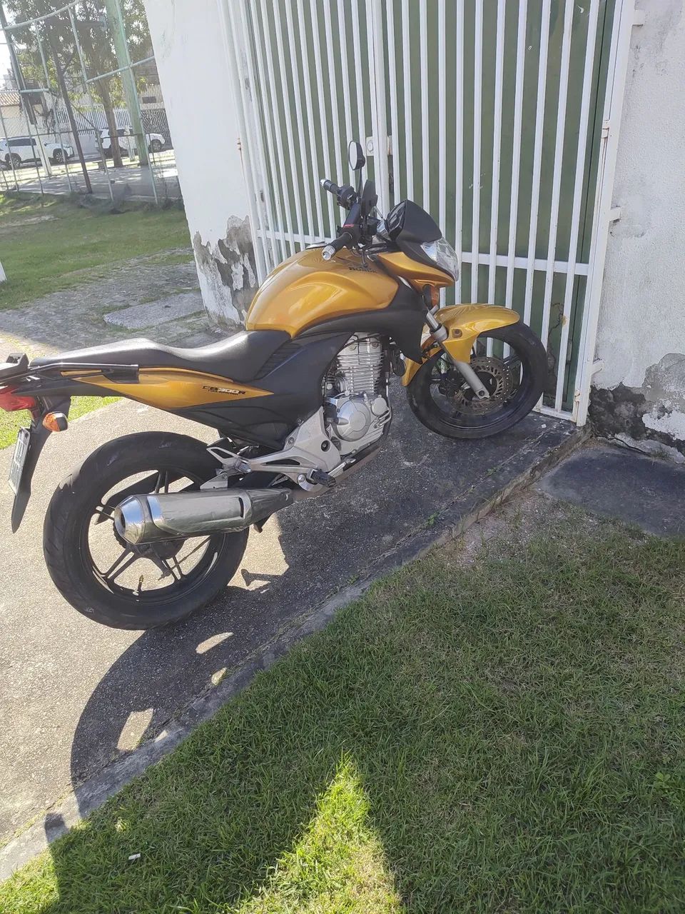 CB 300 - Foto 3