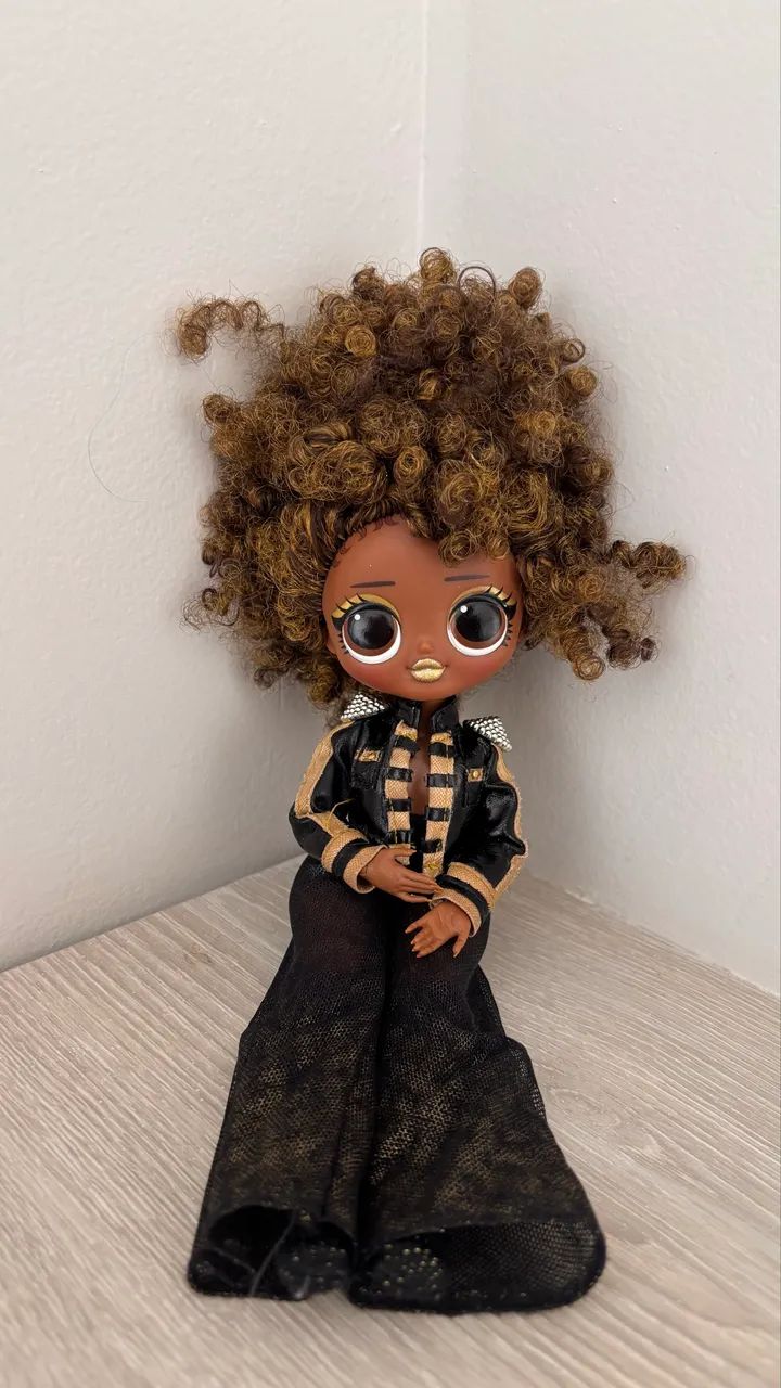 Boneca lol omg 