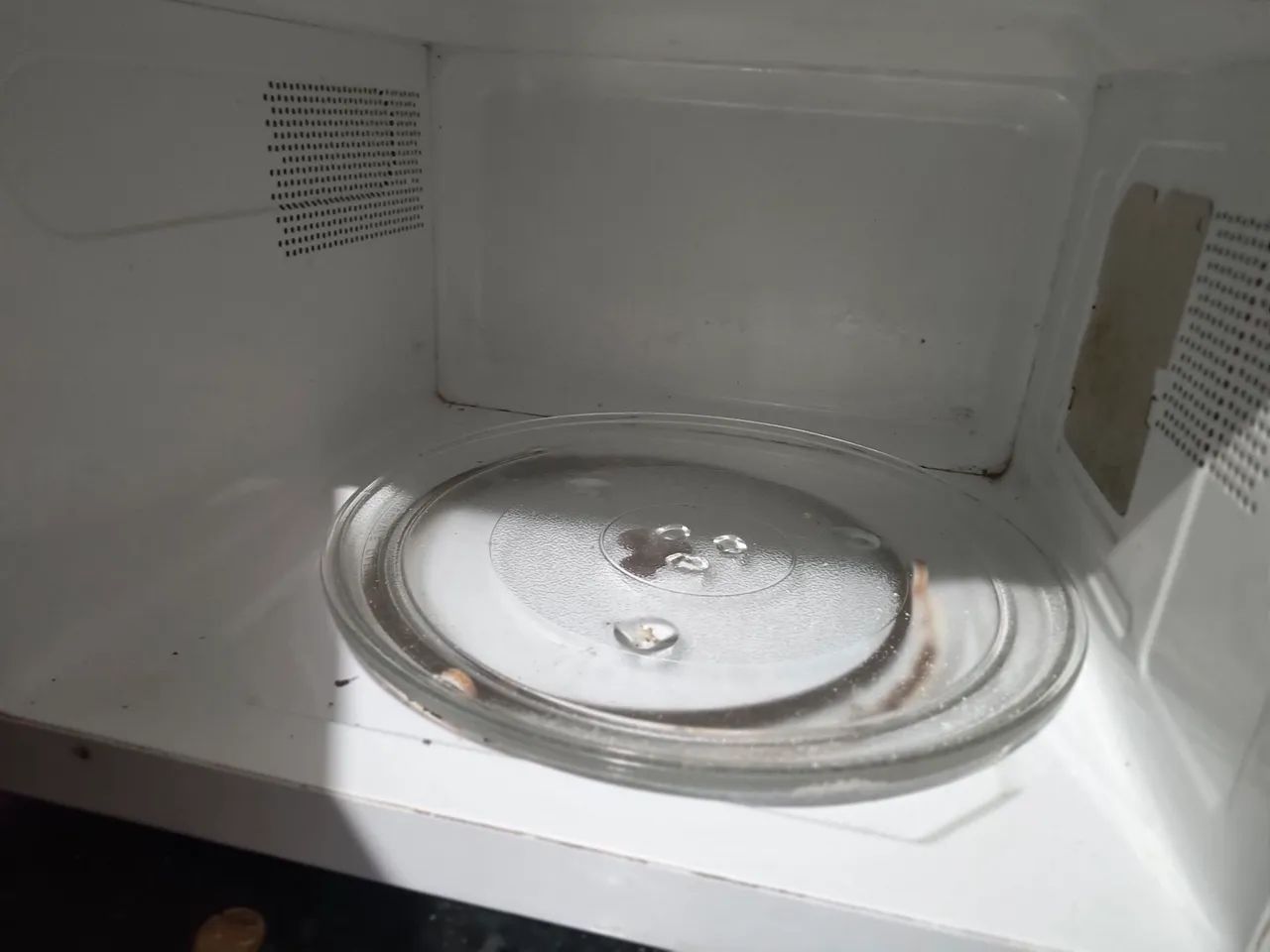 Vende se microondas 