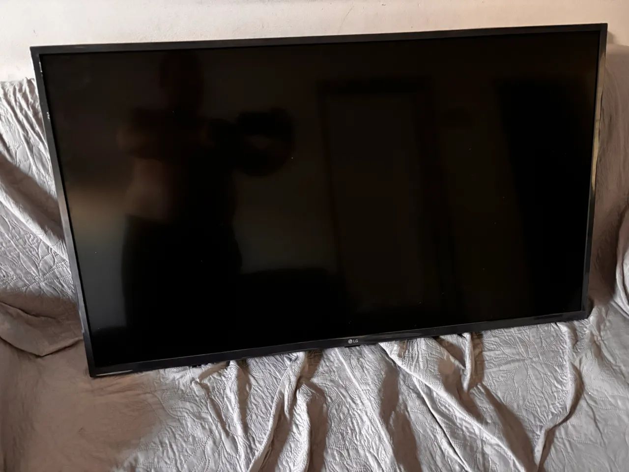 Tv Samsung Smart 43 polegadas muito bem conservada 