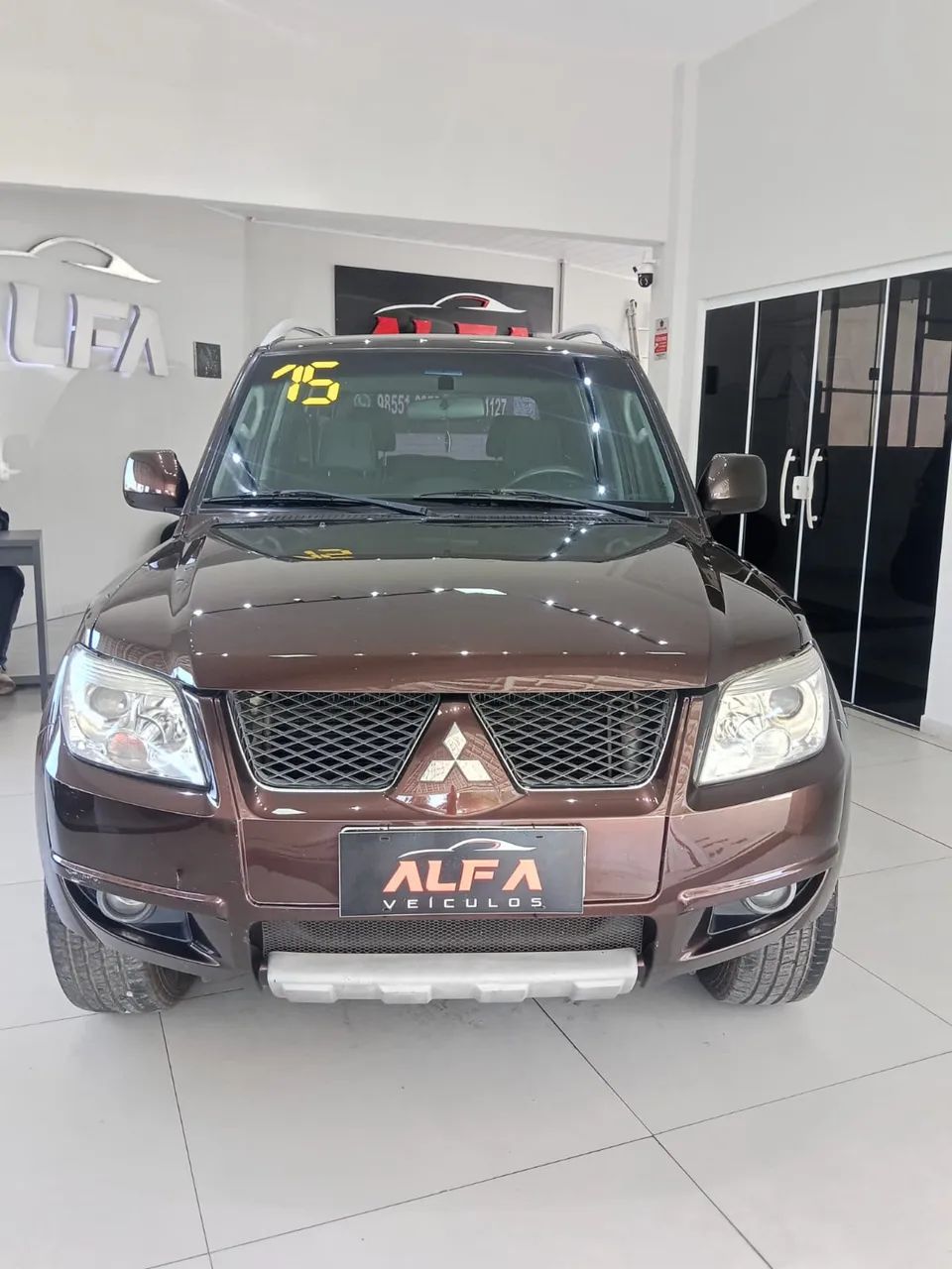 Mitsubishi Pajero 2015