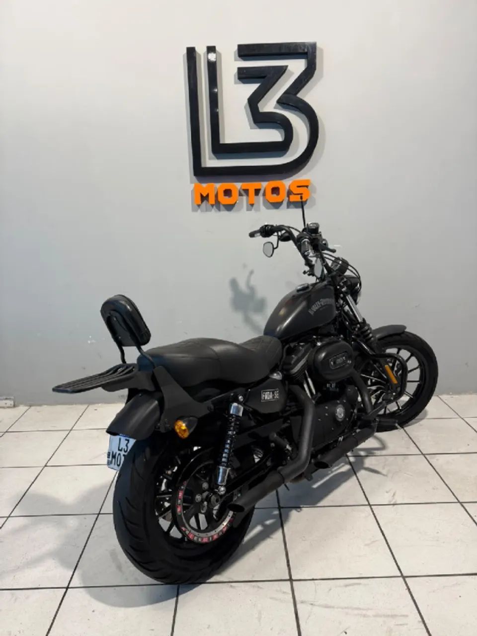 HARLEY-DAVIDSON XL 883N IRON. - Foto 3