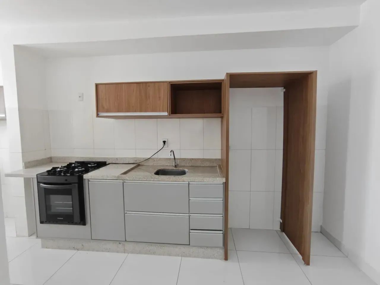 Apto Semi Mobiliado - Morada do ouro - Foto 3