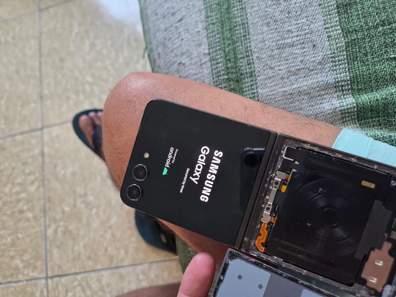 Samsung Z flip 5 - Foto 2