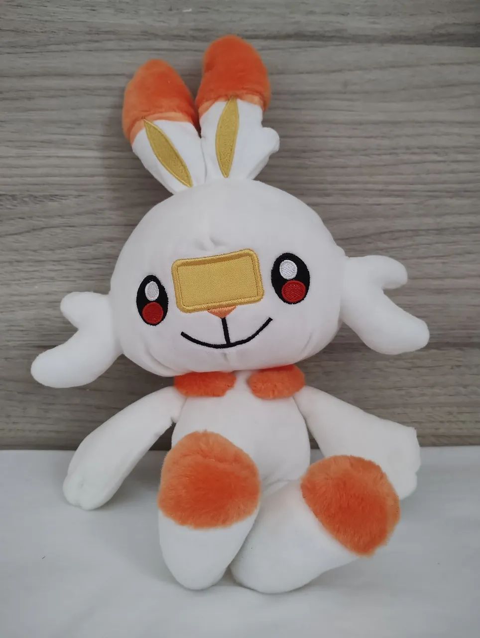 Pokémon Scorbunny Pelúcia 