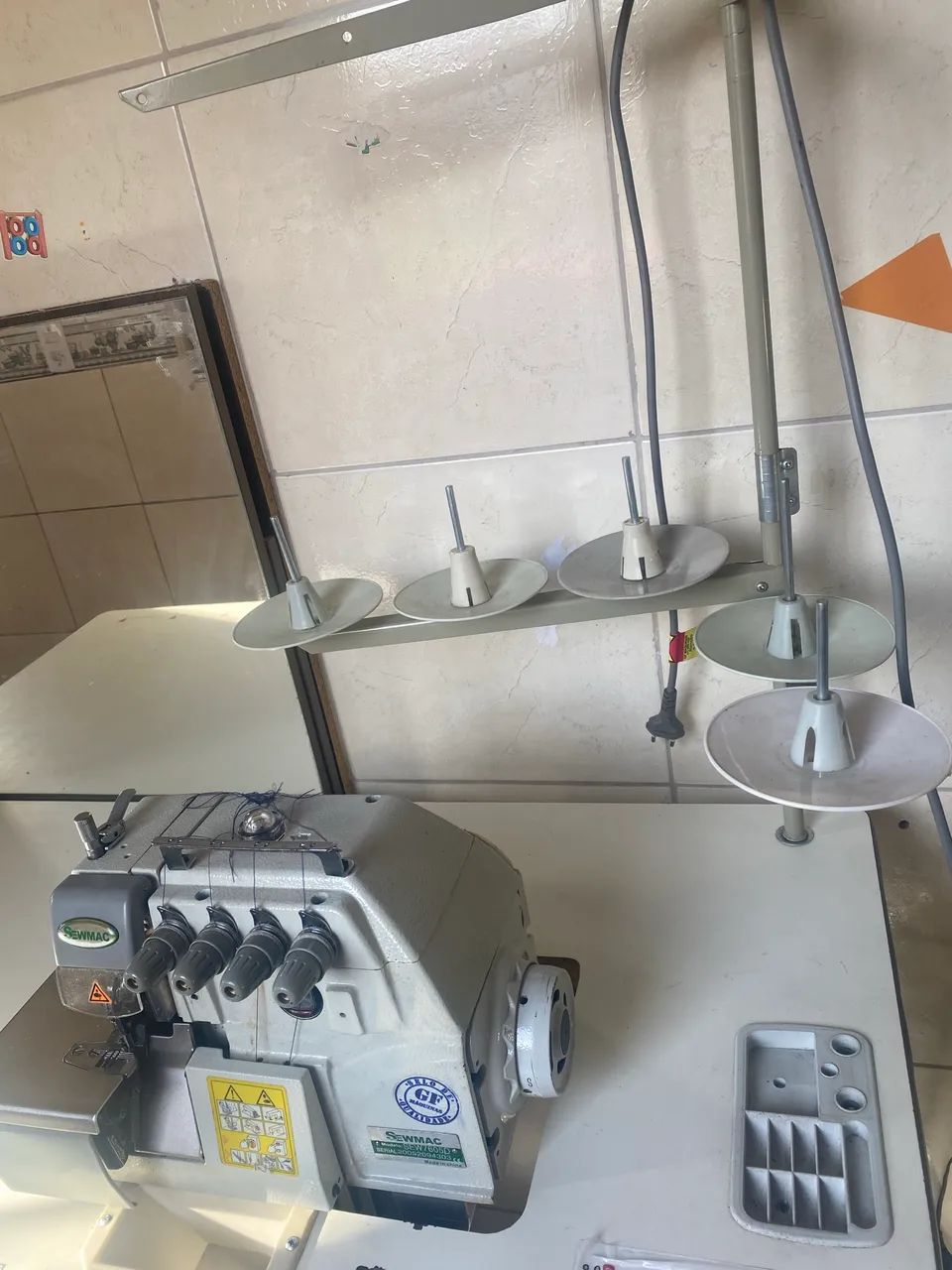 Máquina de costura - Foto 2