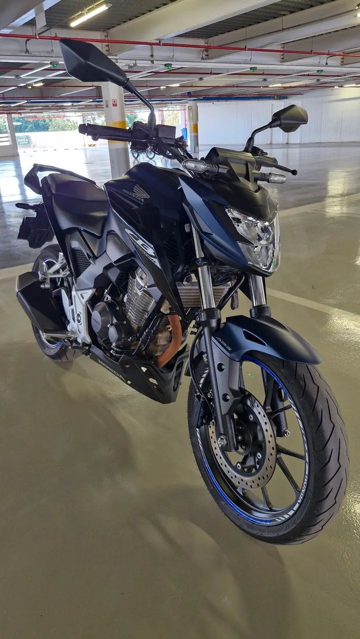 HONDA CB300F  - Foto 3