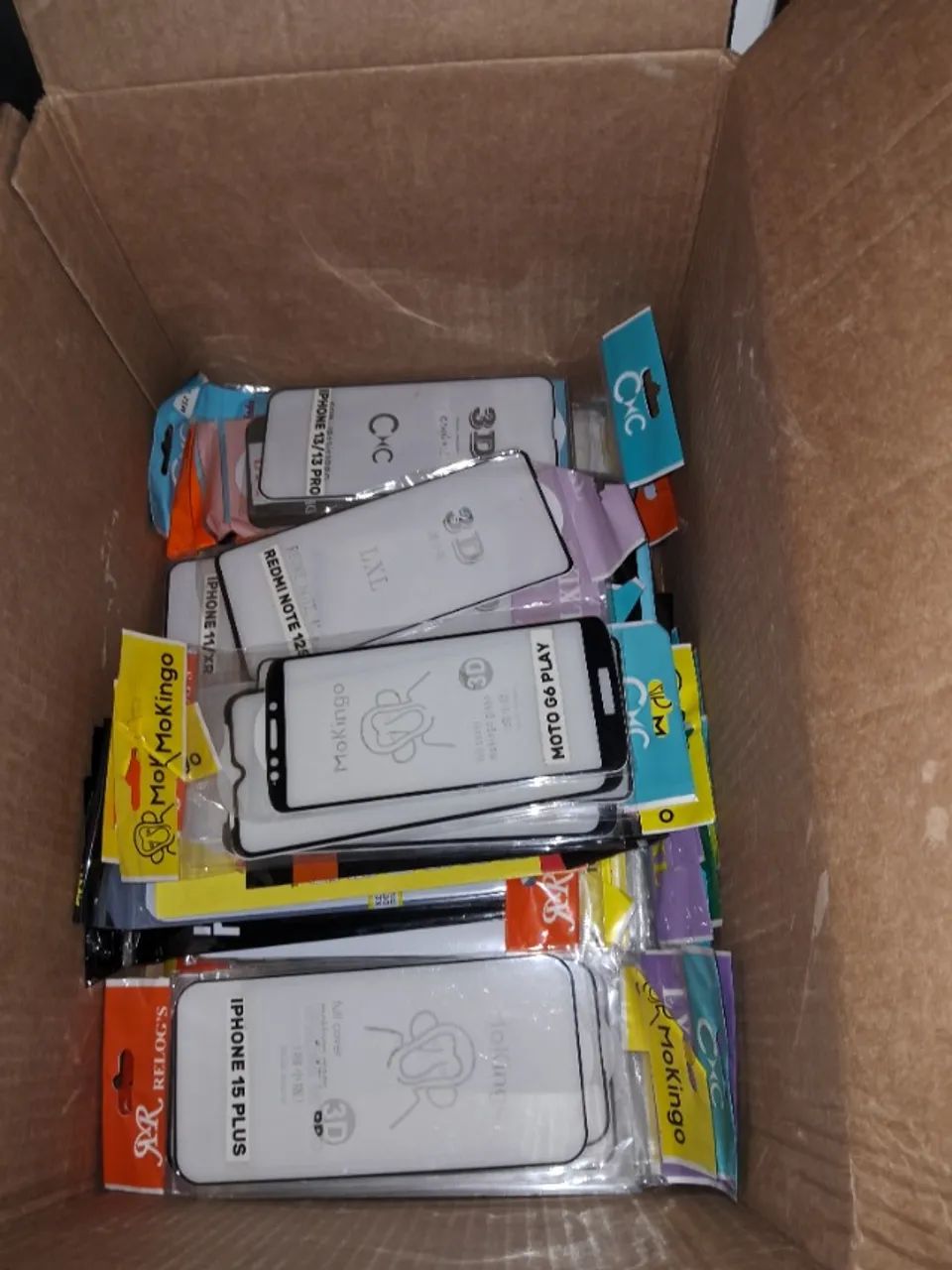 Kit com 150 peliculas e 135 capinhas para Samsung, Xiaomi e Iphone - Foto 3