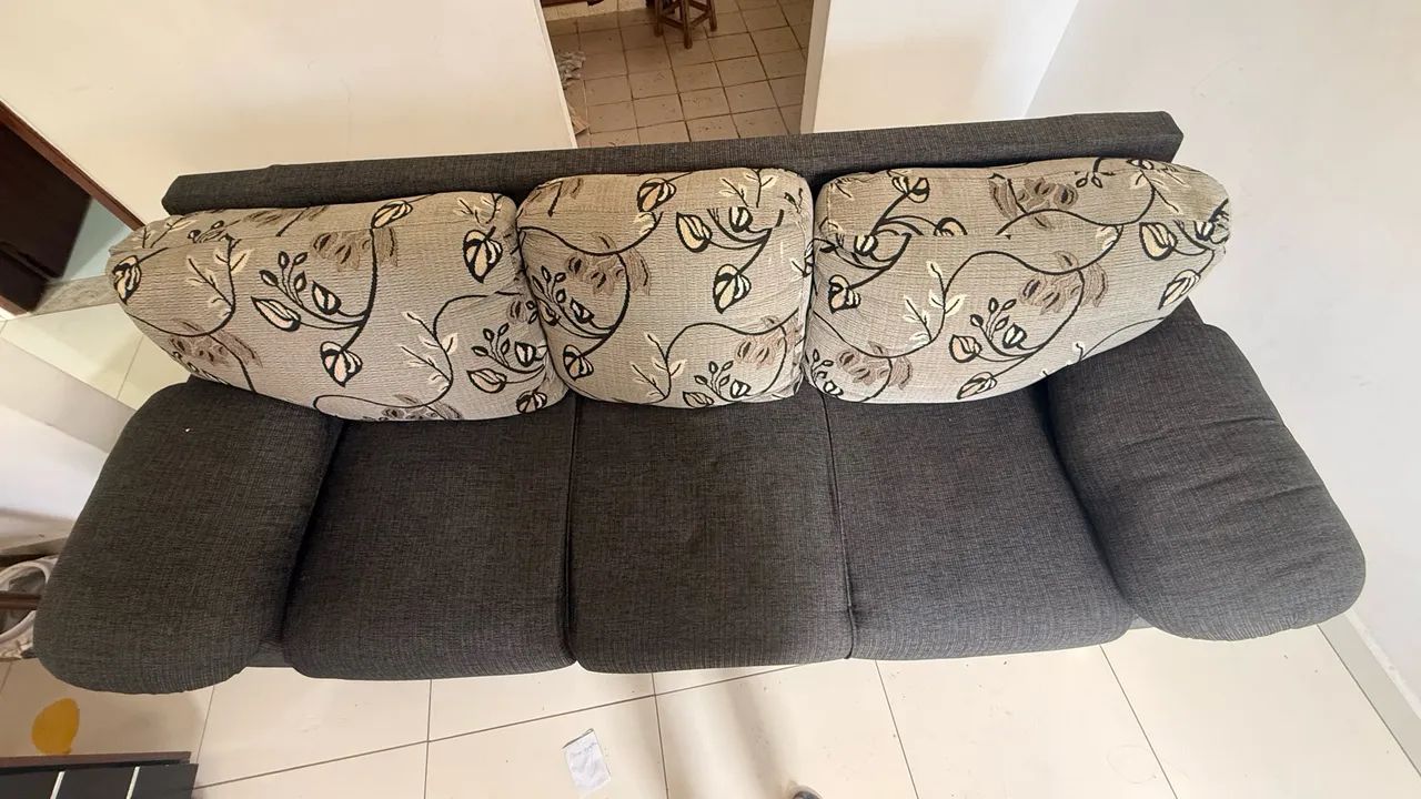 Sofá 3 lugares 