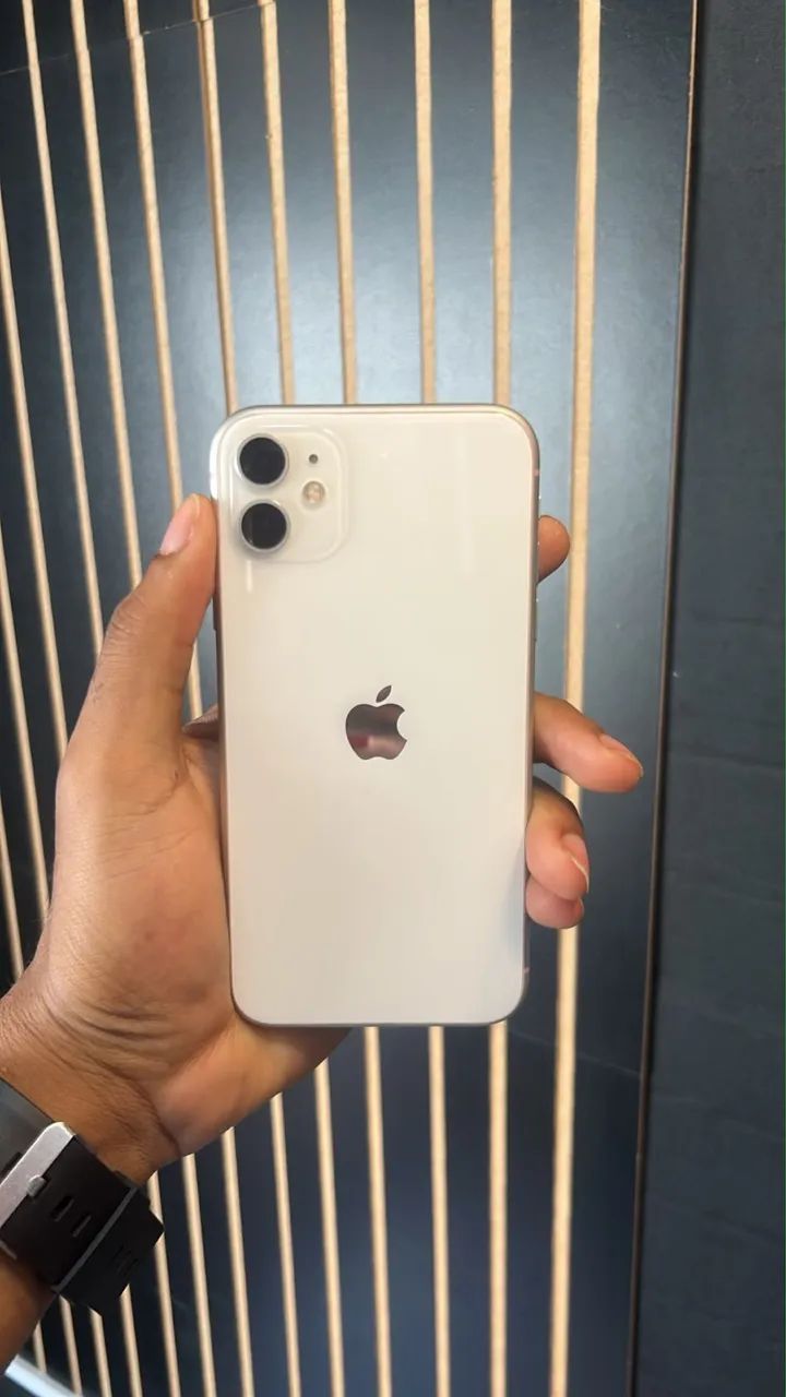 iPhone 11 novinho 