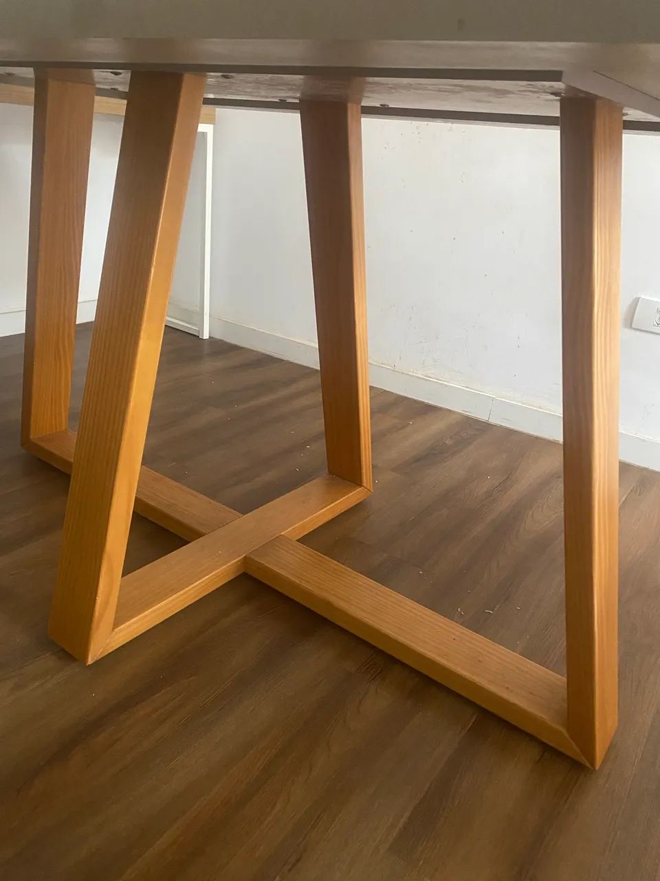 MESA DE JANTAR + 4 CADEIRAS ELEGANTE, COMPLETA E PRONTA PARA SUA CASA! - Foto 3