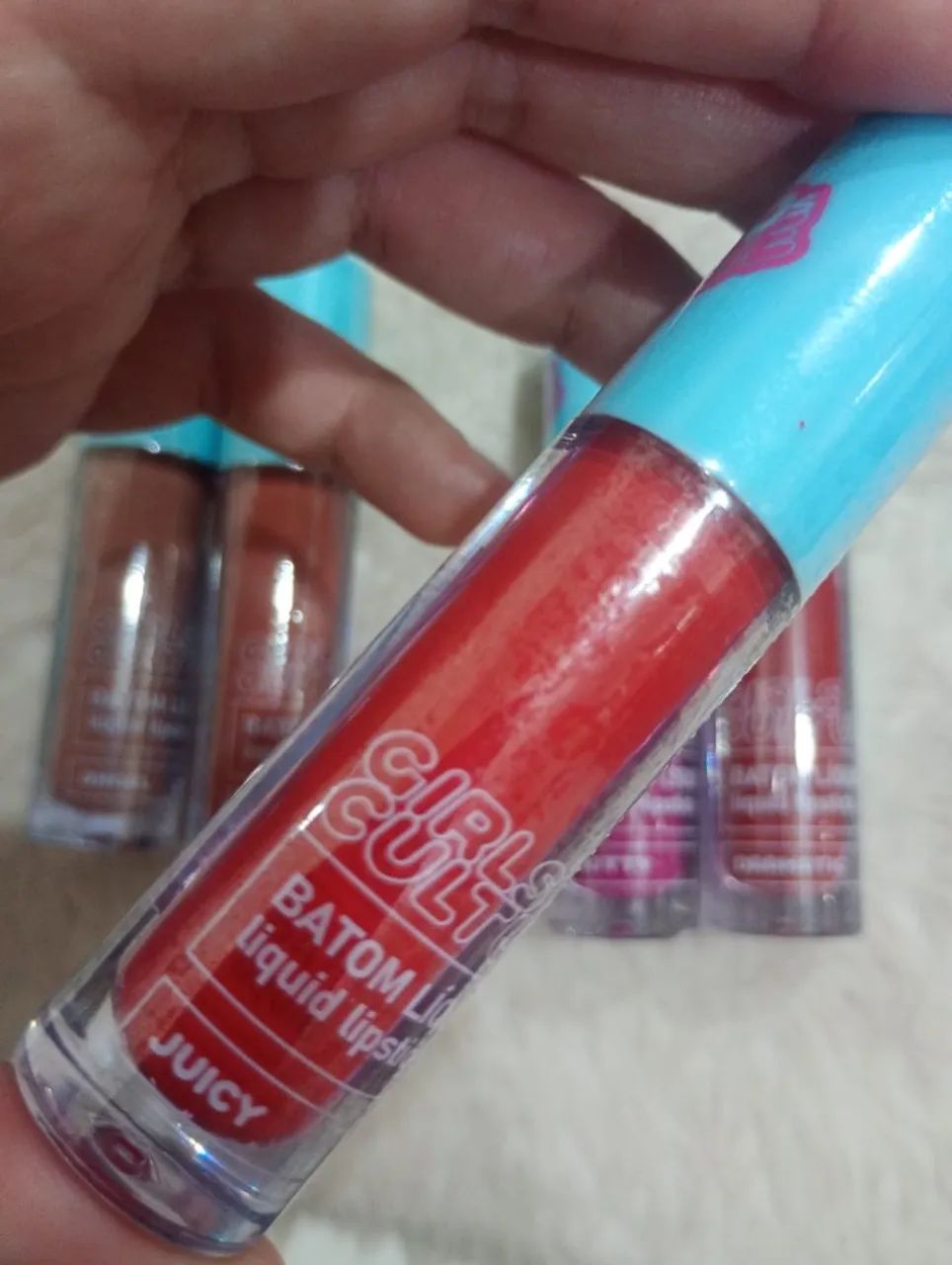 Batom líquido vermelho Juicy Ruby Rose Popstar 