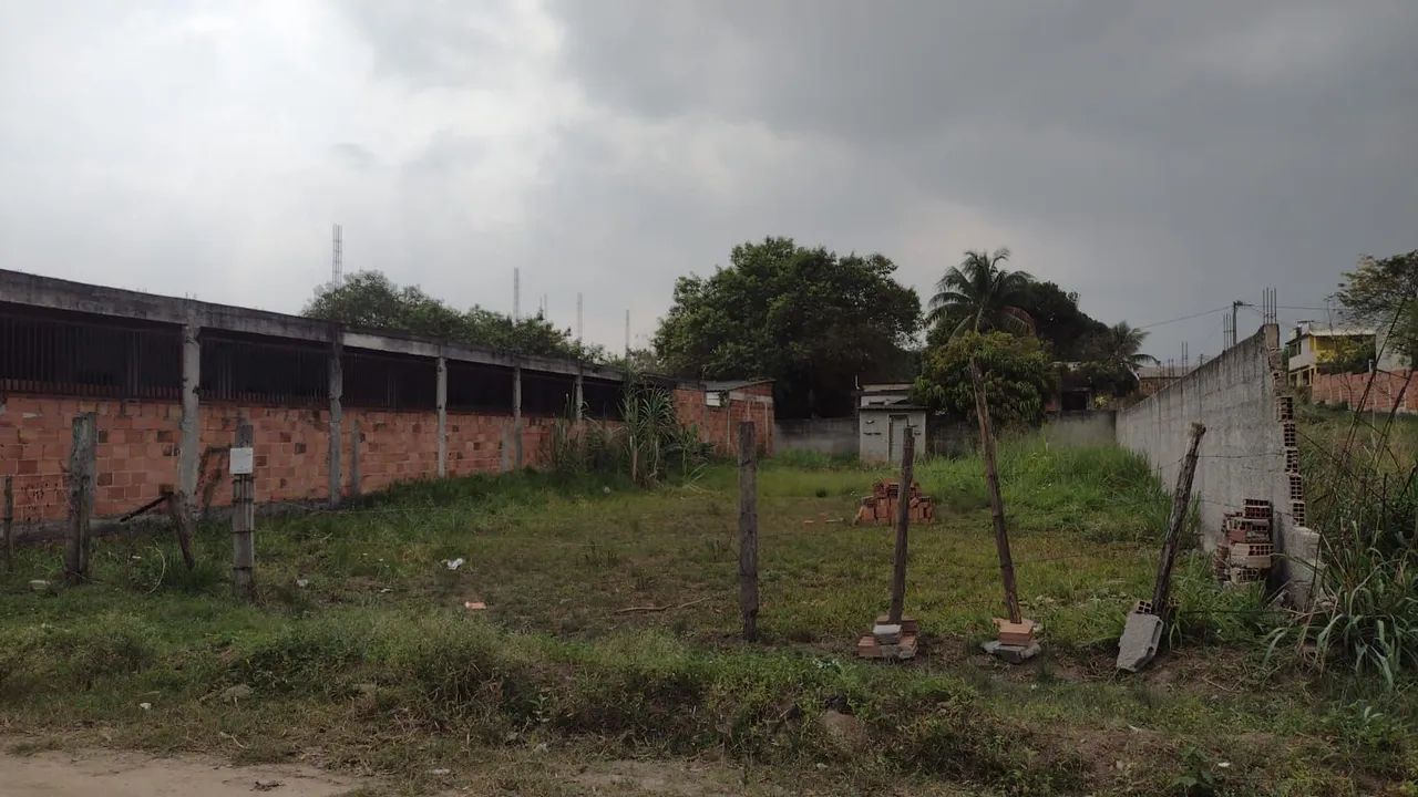 Vendo ou troco em veículos 