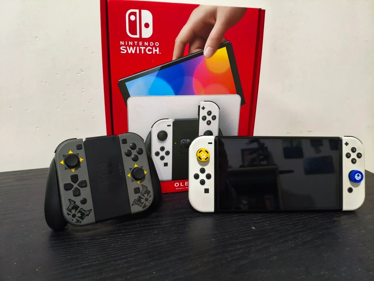 Nintendo switch OLED (Desbloqueado) Com estojo 