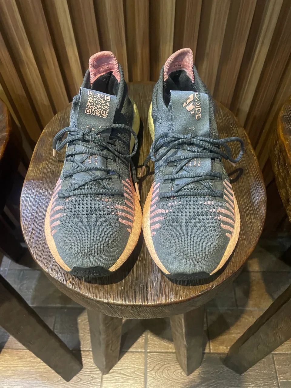 Adidas pulseboost cinza e rosa  - Foto 2