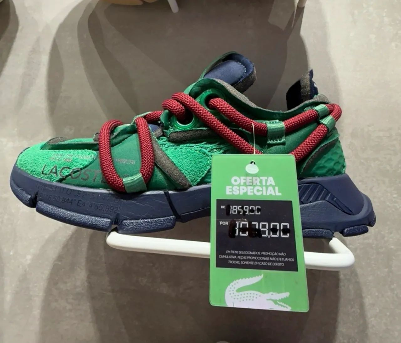 Tênis Lacoste novo 