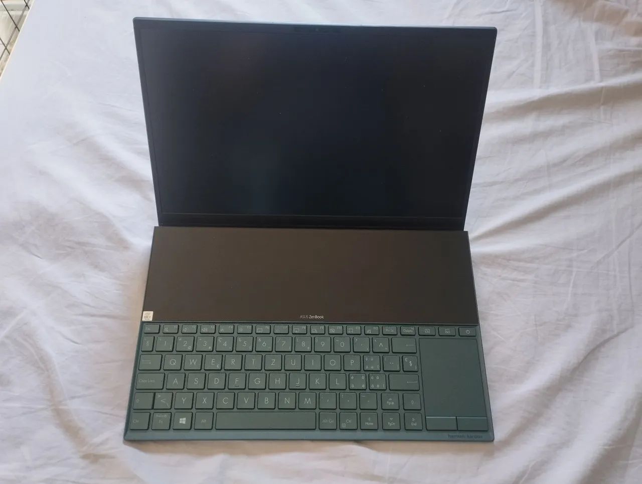 Asus ZenBook Pro Duo - Foto 3