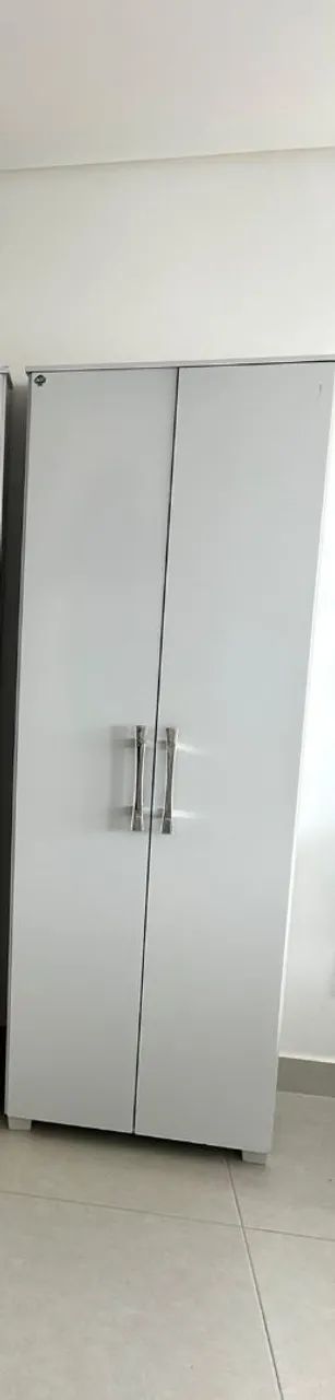 Armário 2 portas 1.85 x 55