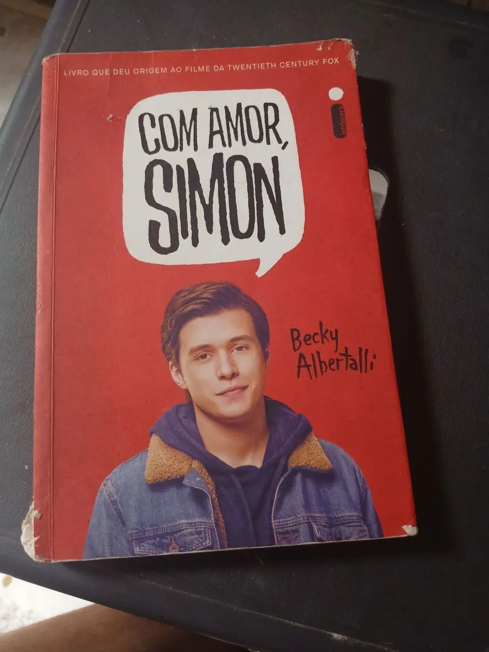 Com Amor Simon. Livro.