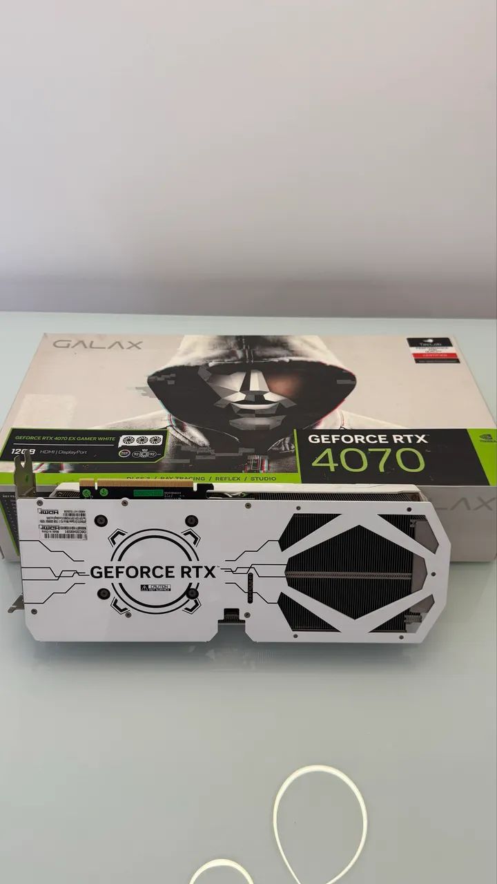 Placa de Vídeo NVIDIA RTX 4070 12GB Galax White