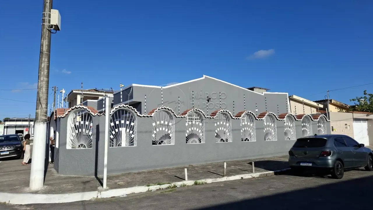 Casa de Esquina com 3 Quartos à venda na Ponta Grossa