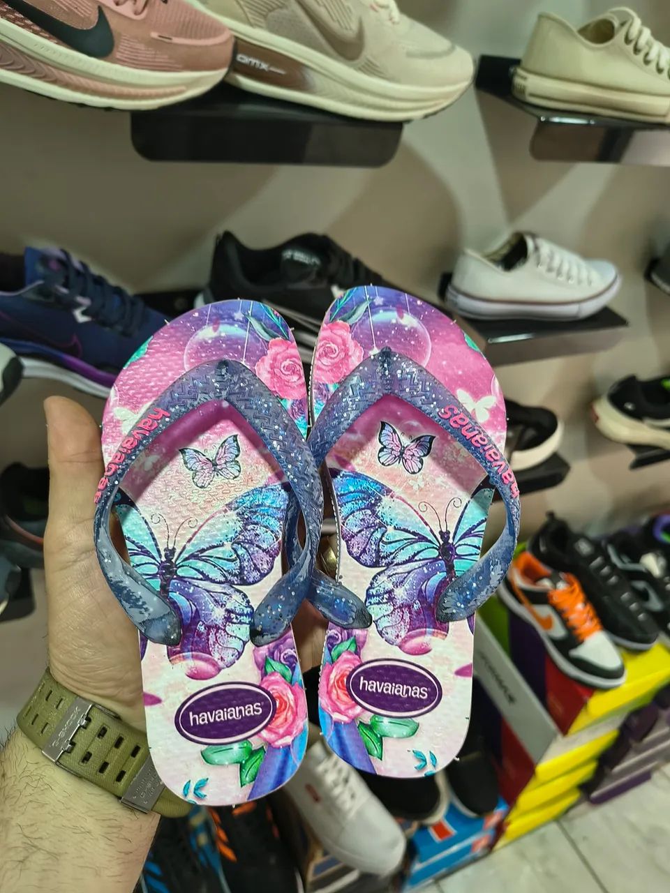 Havaiana infantis Masculino é Feminina  - Foto 3