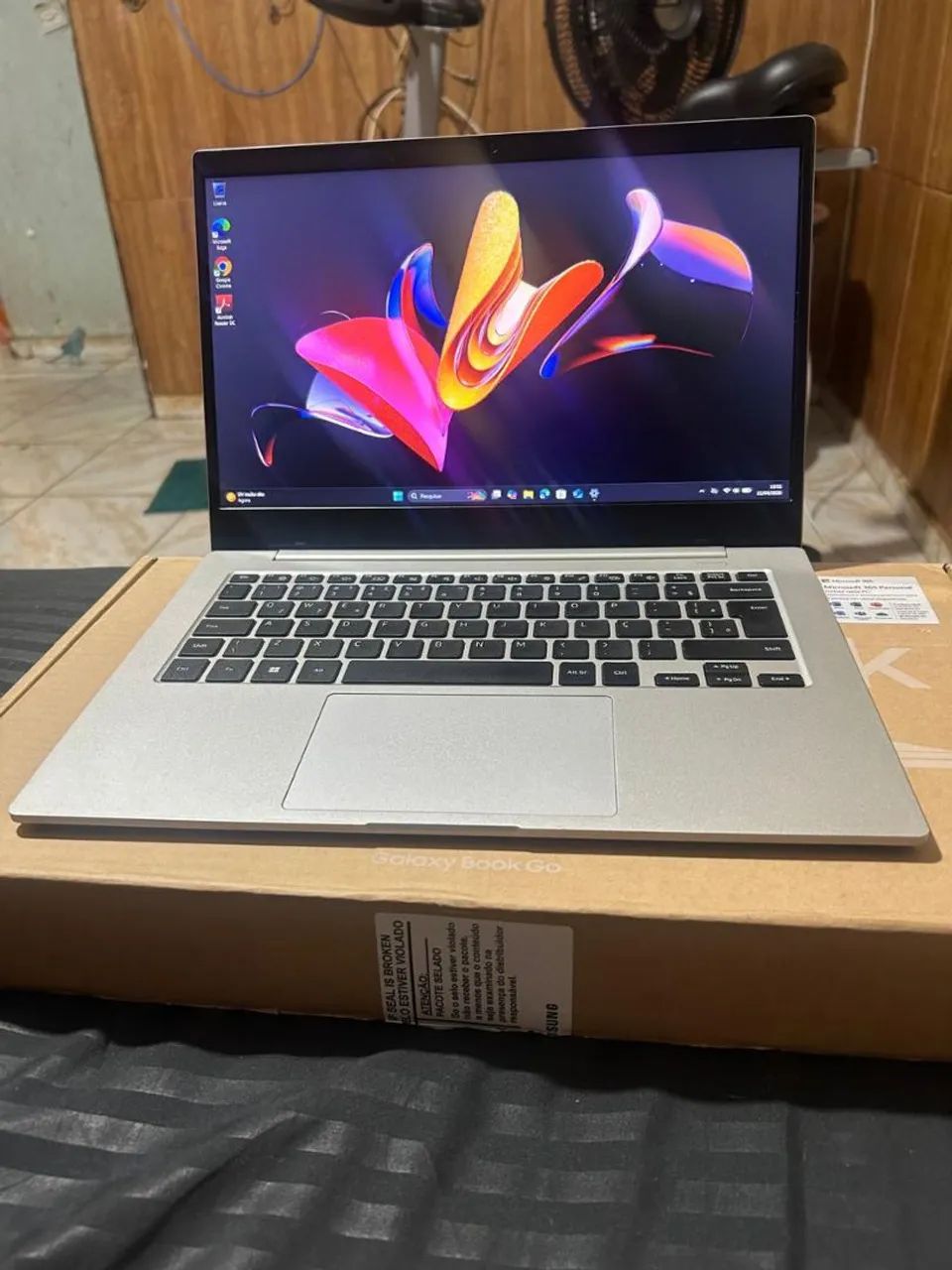 Notebook Samsung Galaxy Na Caixa Com Nota Fiscal - Foto 3