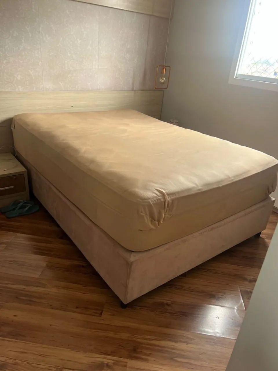 Colchão de casal mais a base