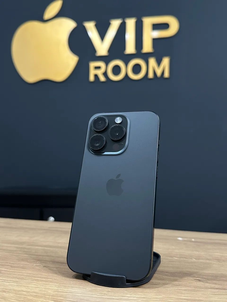 iPhone 15 Pro 256gb Preto semi novo em perfeito estado