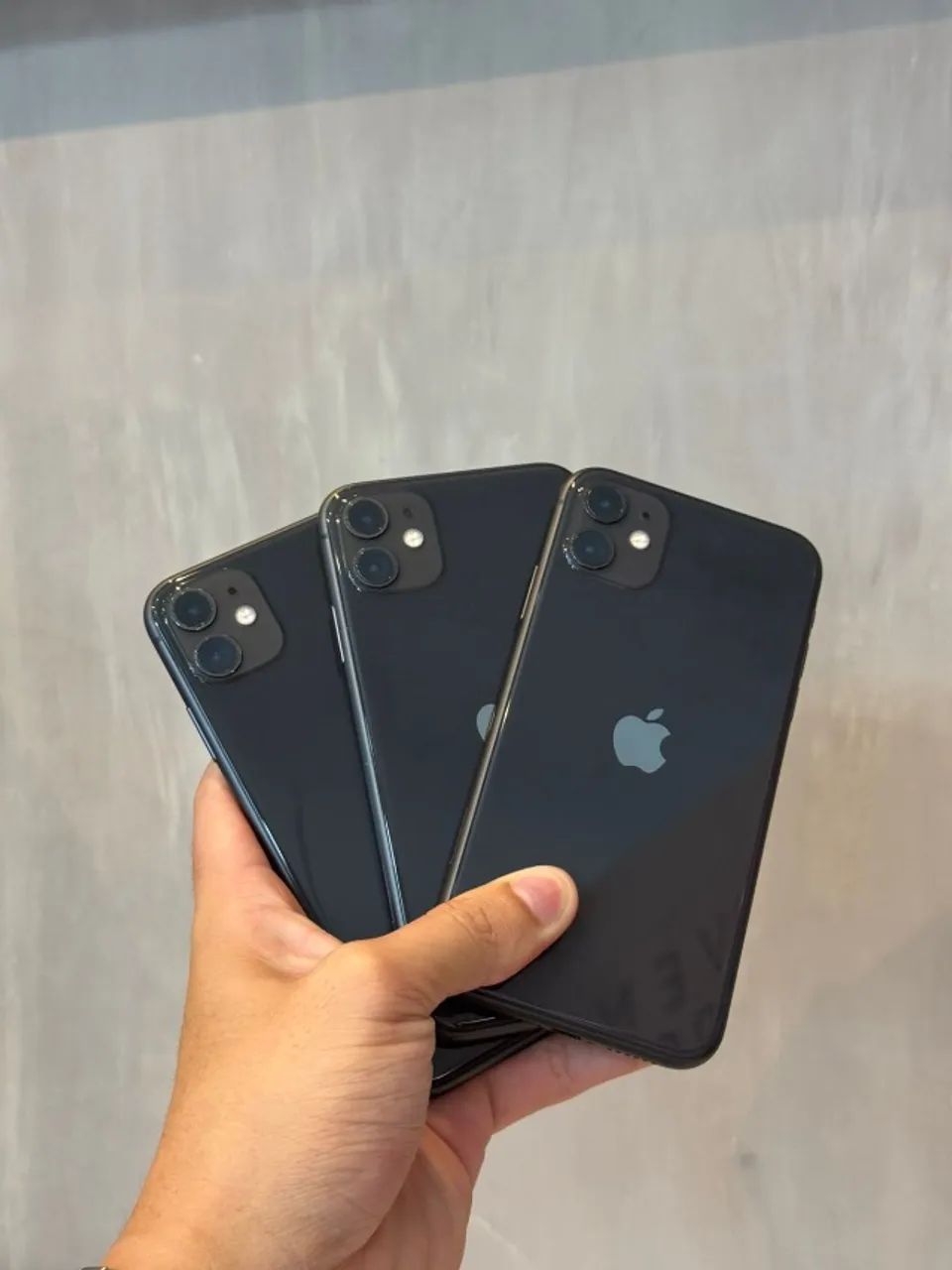 Iphone 11 64 gigas - Semi novo com garantia  - Foto 3