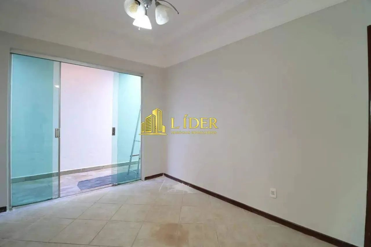 EXCELENTE CASA NO JARDIM KARAÍBA - Foto 5
