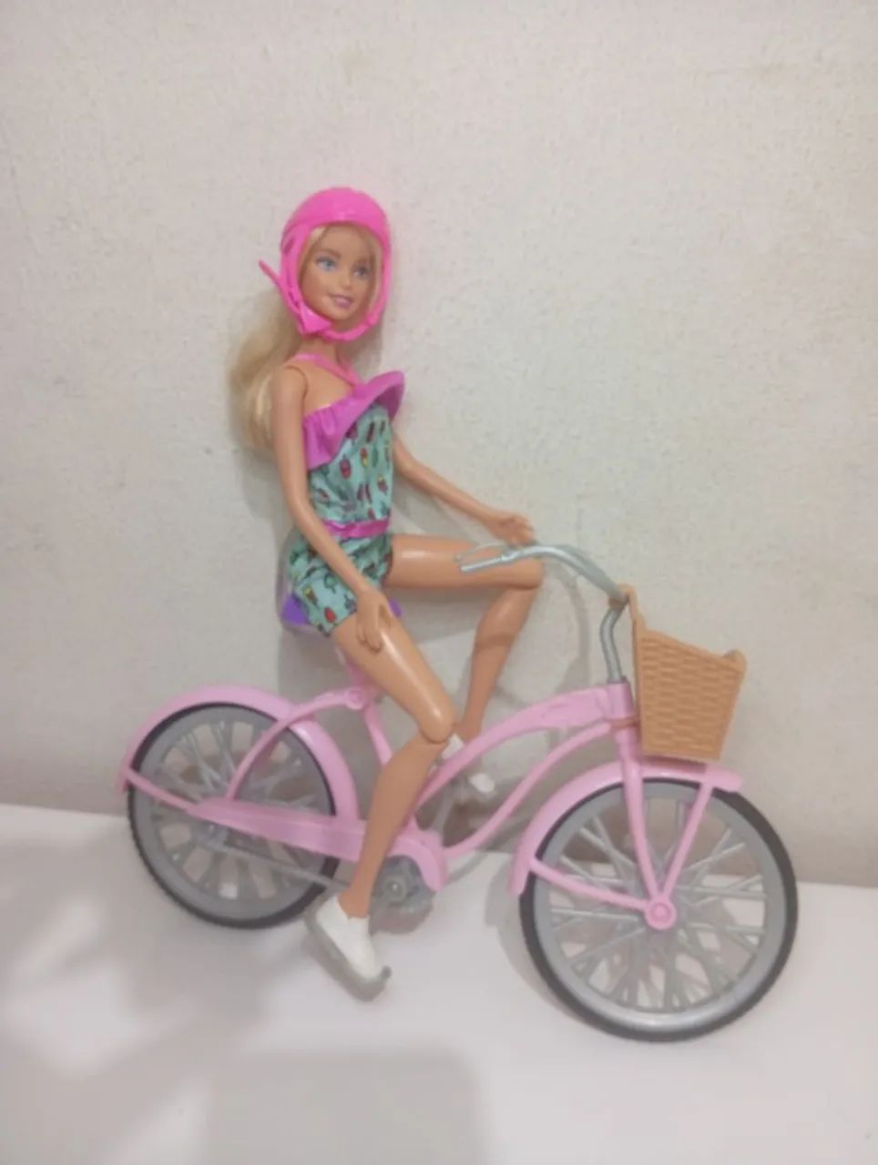 Barbie com bicicleta - Foto 5
