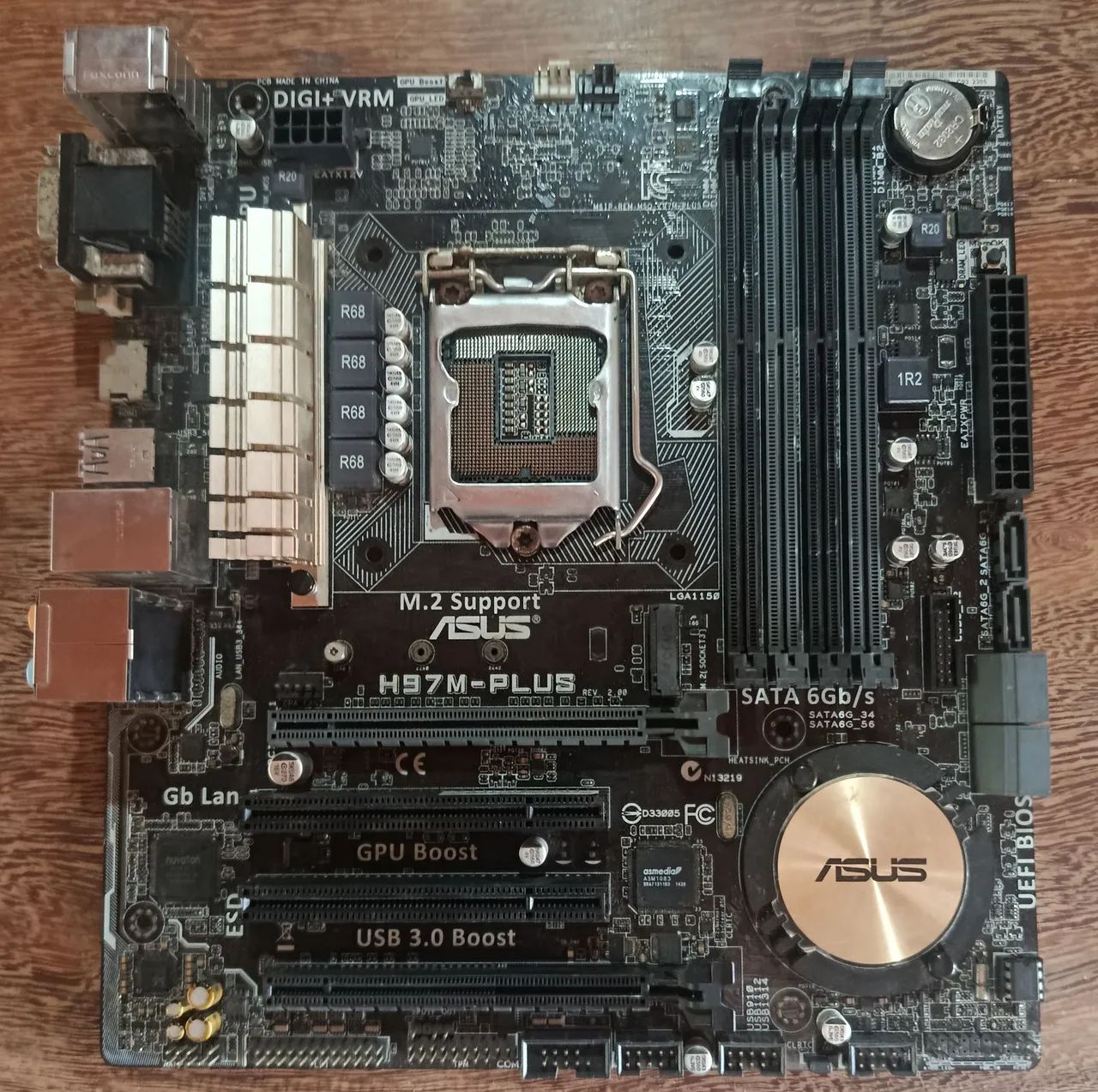 Placas-mãe com defeito - Foto 4