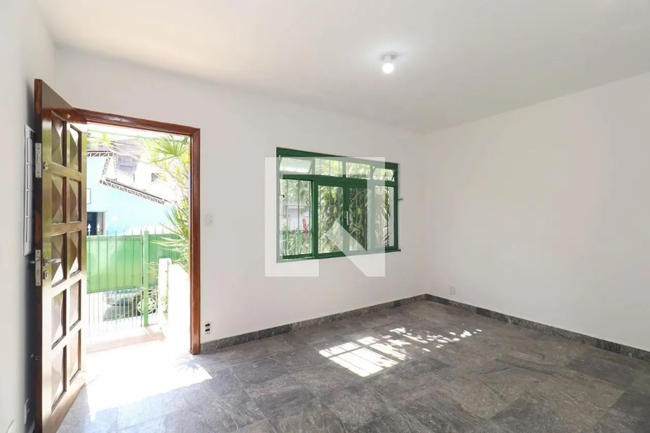 Casa à Venda - Sumaré, 3 Quartos, 250 m2 - Foto 2